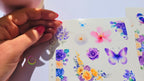 Florale Sticker mit Lila Birds