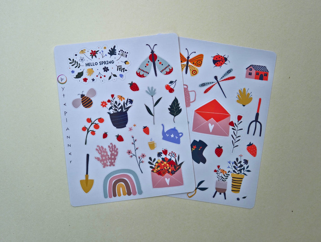 Frühlingssticker mit Insekten, Blumen & Gartenmotiven