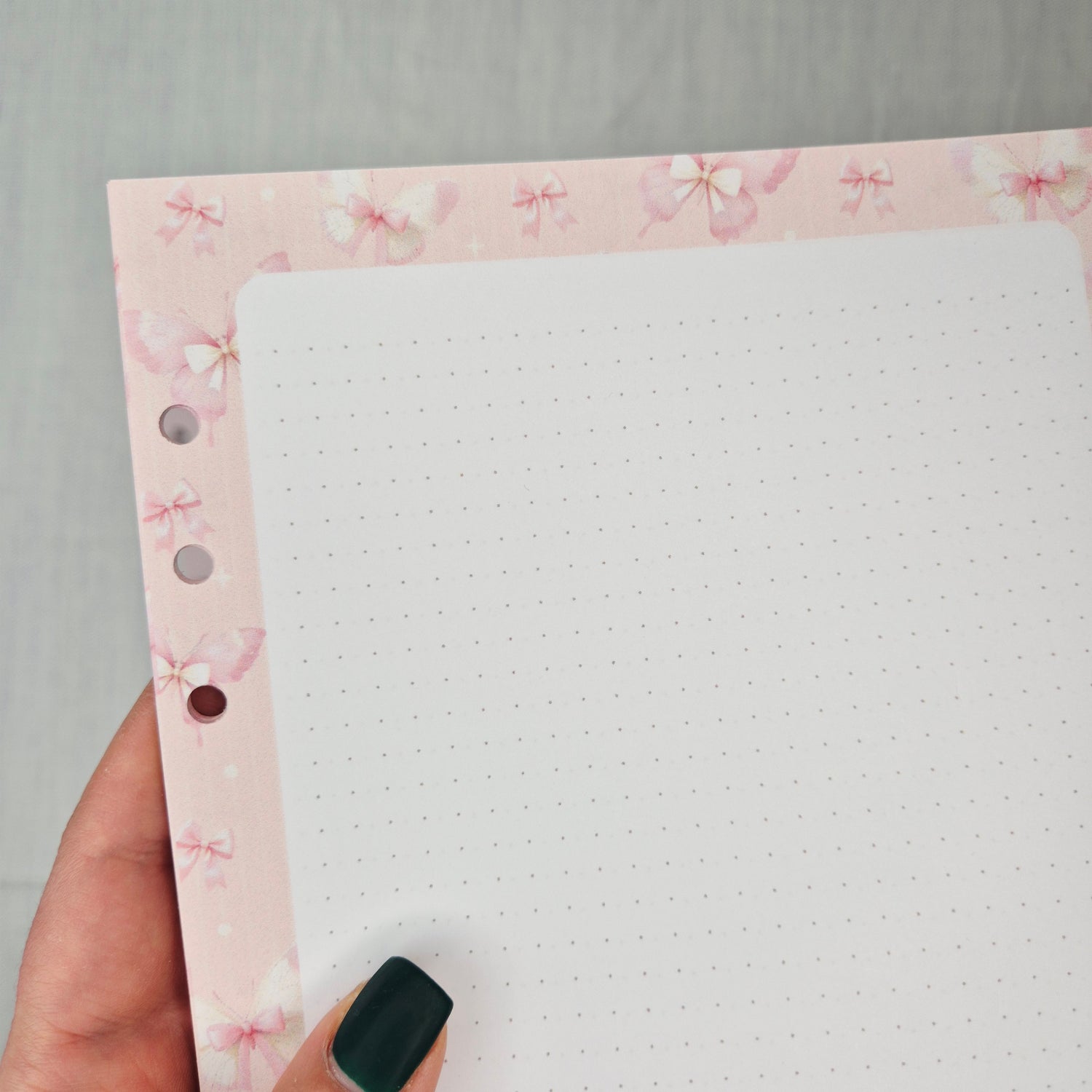 Notizeinlagen mit zartem Schmetterling-Design