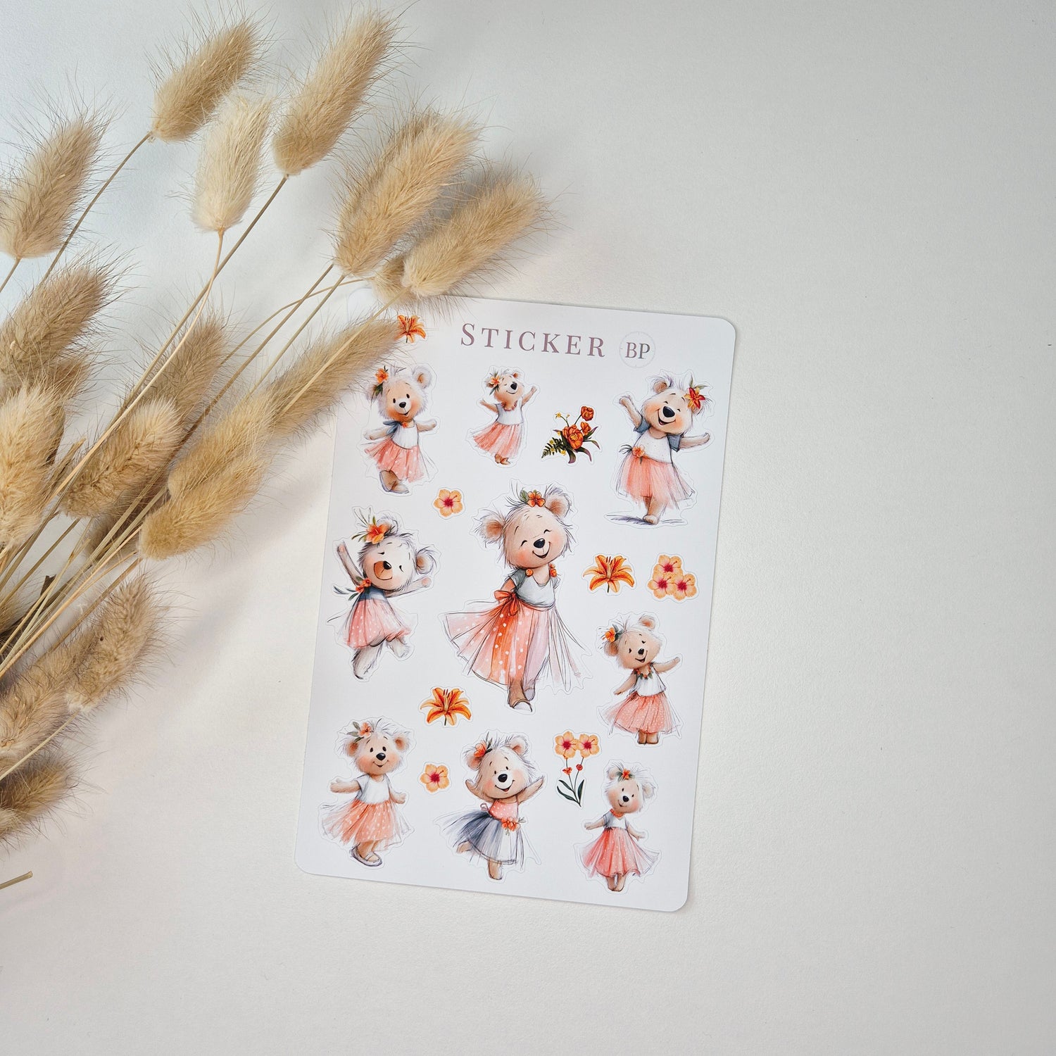 Niedliche Bärchen-Sticker im Aquarell-Stil