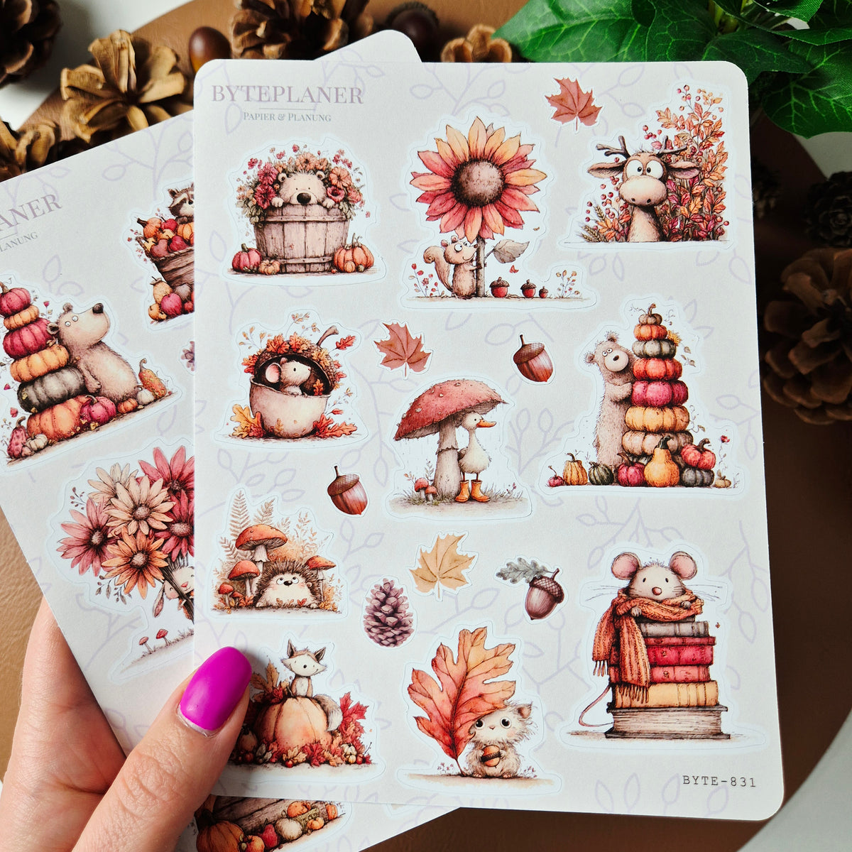 Herbst Sticker Set – niedliche Waldtiere, Kürbisse und Blätter, 2 Stickerbögen für Planer & Bullet Journal