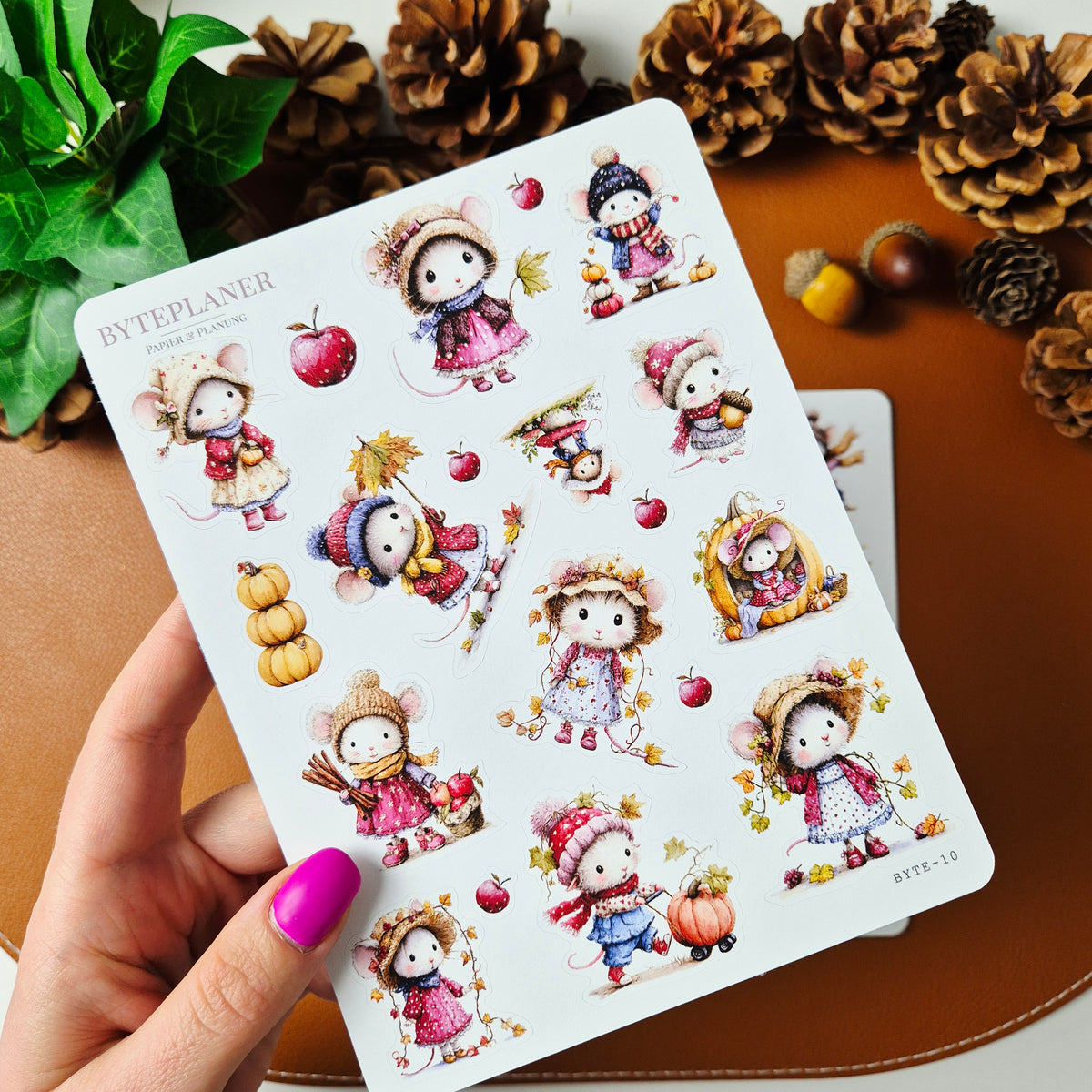 Herbstmäuse Sticker-Set – 2 Stickerbögen im Aquarell-Look für Planer, Bullet Journal & Scrapbooking