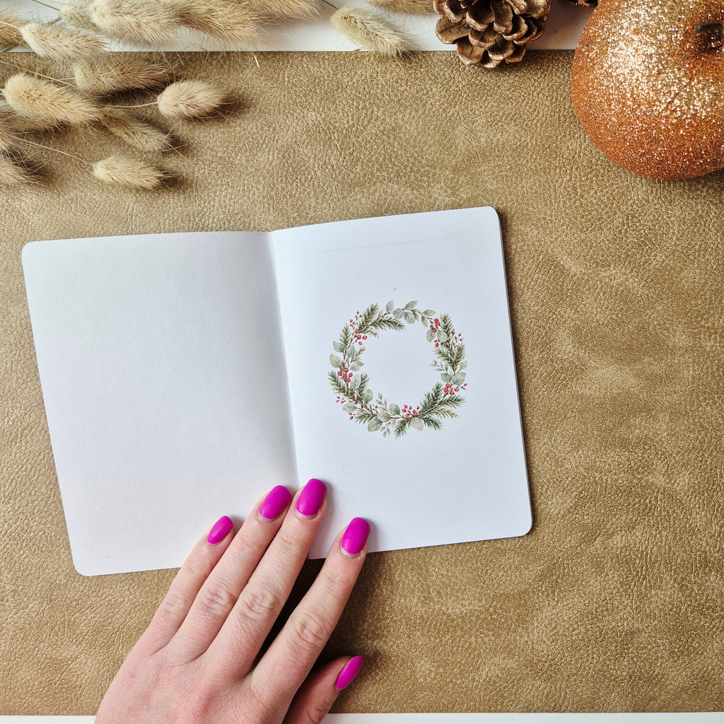 Notizbuch A6 gepunktet mit weihnachtlichen Naturmotiven