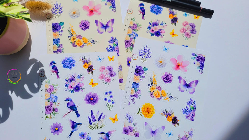 Florale Sticker mit Lila Birds