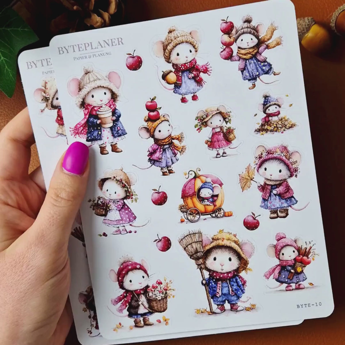 Herbstmäuse Sticker-Set – 2 Stickerbögen im Aquarell-Look für Planer, Bullet Journal & Scrapbooking